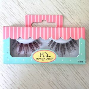 *NEW* House of Lashes “Bambie”